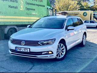 Volkswagen Passat foto 3