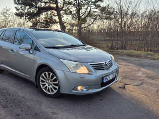 Toyota Avensis foto 5