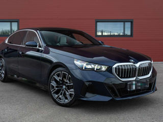 BMW 5 Series foto 2