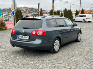 Volkswagen Passat foto 3