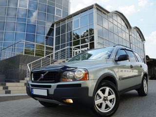 Volvo XC90 foto 1