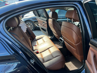 BMW 5 Series foto 17