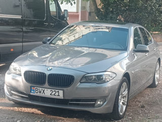 BMW 5 Series foto 2