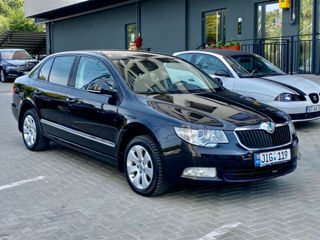 Skoda Superb foto 1