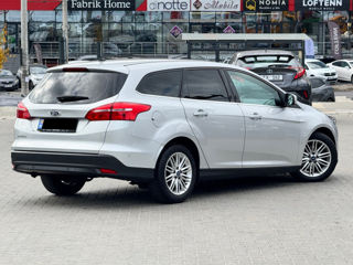 Ford Focus foto 5