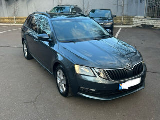 Skoda Octavia foto 2