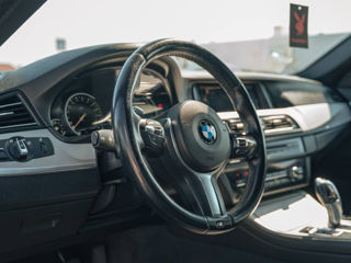 BMW 5 Series foto 6