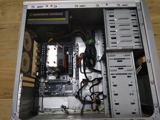 Xeon E5-2630L 16Gb RAM, SSD 120 Gb