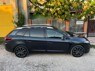 Renault Megane foto 2