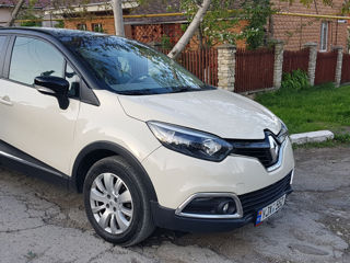 Renault Captur фото 9