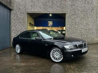 BMW 7 Series foto 1