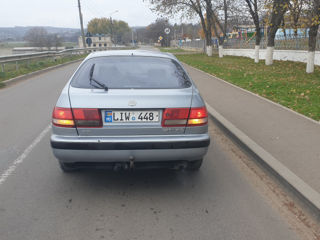 Toyota Carina foto 5