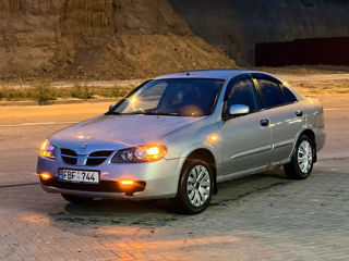 Nissan Almera foto 4