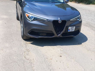 Alfa Romeo Stelvio foto 2