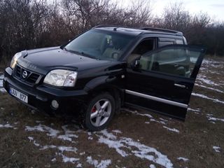 Nissan X-Trail foto 5