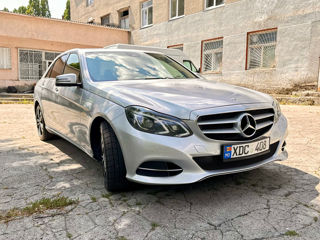 Mercedes E-Class foto 1