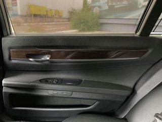 BMW 7 Series foto 11