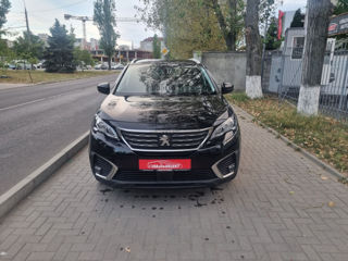 Peugeot 5008 foto 2