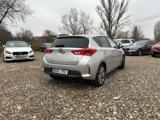 Toyota Auris foto 4