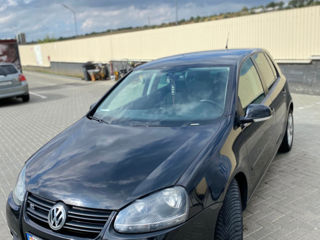 Volkswagen Golf foto 1