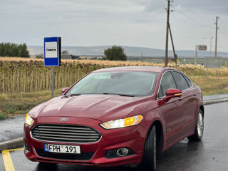 Ford Fusion foto 1