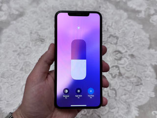 iPhone 11 Pro Max 64GB Gold foto 6