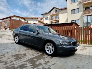 BMW 7 Series foto 3