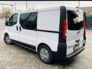 Opel Vivaro foto 5