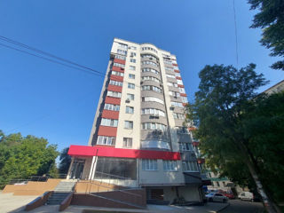 Apartament cu 2 camere, 68 m², Botanica, Chișinău foto 9