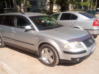 Volkswagen Passat foto 1