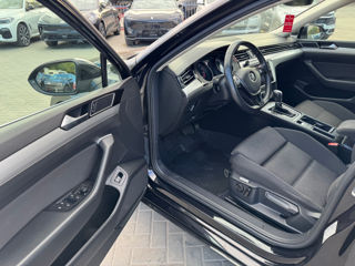 Volkswagen Passat foto 7