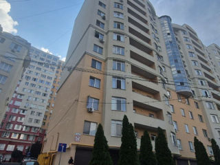 Apartament cu 2 camere, 92 m², Telecentru, Chișinău