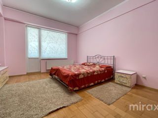 Apartament cu 3 camere, 132 m², Centru, Chișinău foto 11