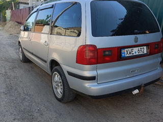 Volkswagen Sharan foto 9