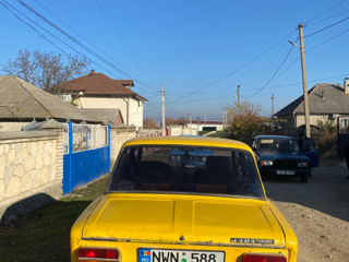 Lada / ВАЗ 2103 foto 3