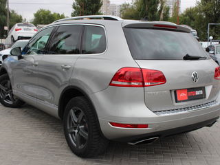 Volkswagen Touareg foto 6