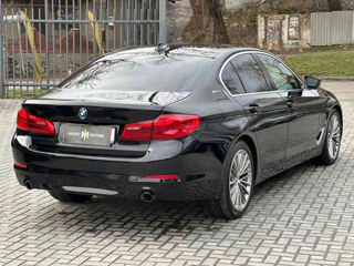 BMW 5 Series foto 4