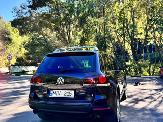 Volkswagen Touareg foto 2