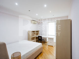 Apartament cu 4 camere, 135 m², Centru, Chișinău foto 17