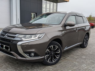 Mitsubishi Outlander foto 6