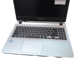 Ноутбук Asus X507U