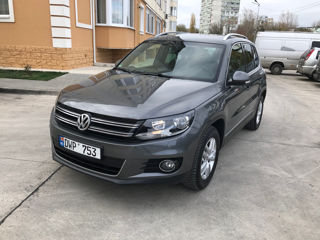 Volkswagen Tiguan foto 2