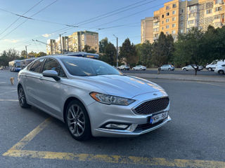 Ford Fusion foto 1