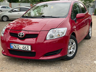 Toyota Auris foto 2