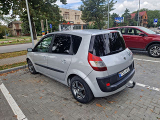 Renault Scenic foto 2