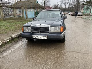 Mercedes Series (W124) foto 4