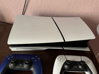 Ps 5 slim foto 2