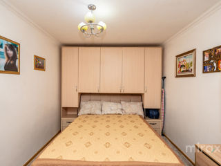 Apartament cu 2 camere, 73 m², Buiucani, Chișinău foto 3