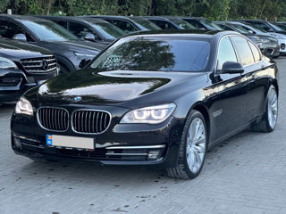 BMW 7 Series foto 1