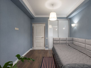 Apartament cu 2 camere, 70 m², Centru, Chișinău foto 9